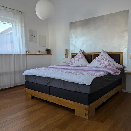 Schlosserei Weinlokal Apartment Kapellen-Drusweiler